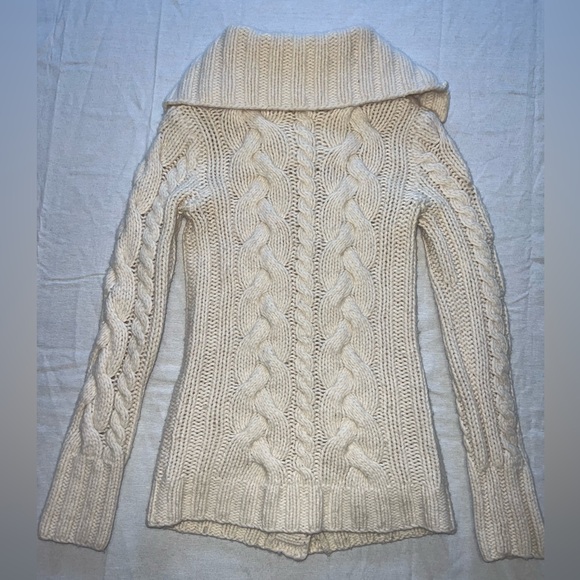 Vintage Y2K Abercrombie & Fitch Cream Cable Knit Cardigan - Picture 3 of 3